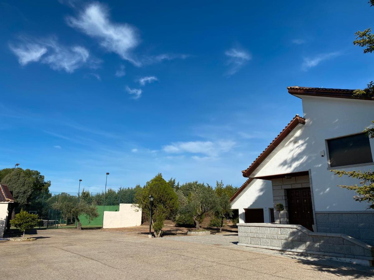 Villa Blanca Con Piscina A 15 Minutos De Toledo - Apartamentos Aloha Toledo Olías del Rey Dış mekan fotoğraf